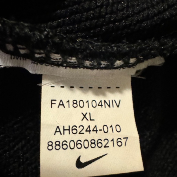 Nike | Men's Dri-Fit Jacket | Size XL - Picture 6 of 15